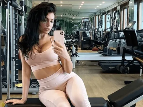 Georgina Rodríguez festejó los 26 en familia y con escotazo para la selfie