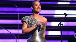 Alicia Keys rindió homenaje a Kobe Bryant en los Grammys junto a Boyz II Men