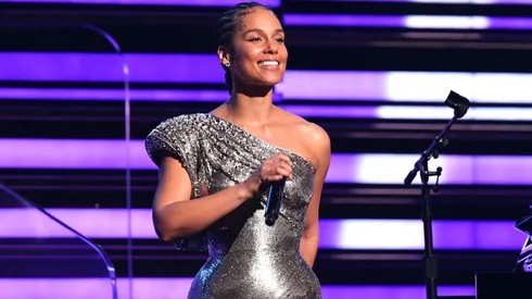 Alicia Keys rindió homenaje a Kobe Bryant en los Grammys junto a Boyz II Men