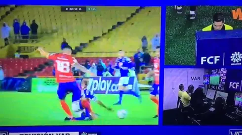 Así fue la polémica intervención del VAR en el juego entre Millos y Pasto.