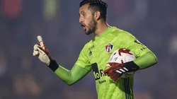 Las redes sociales alucinan con la humillación de Vargas a Gignac