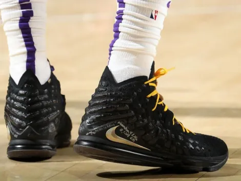 Lebron utilizó zapatillas con el nombre de Bryant en el partido de los Lakers