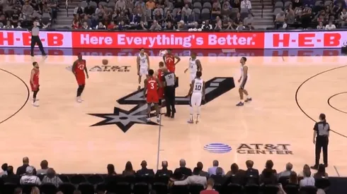 Raptors y Spurs protestaron por jugar a pesar de fallecimiento de Kobe Bryant