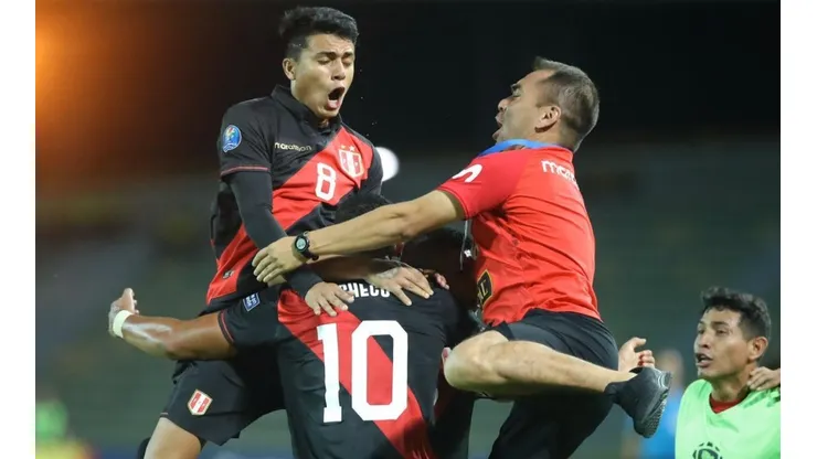 Concha y Gonzales ingresaron en la segunda mitad.