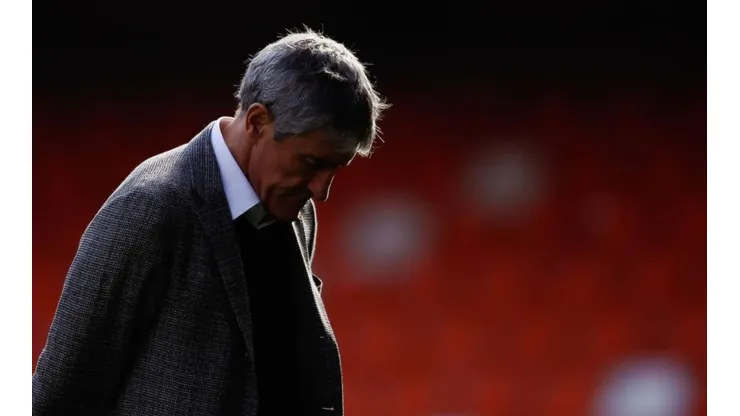 SIN RESPUESTA. Quique Setién no le encuentra la mejor versión al Barcelona (Foto: Getty).