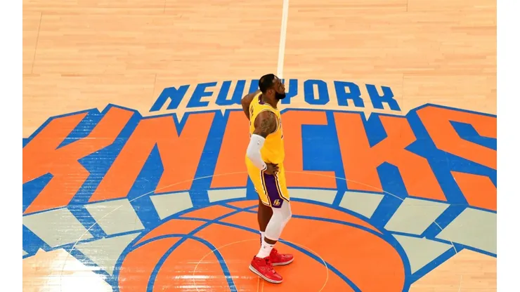 LeBron calló a un reportero que le preguntó si jugaría para los Knicks