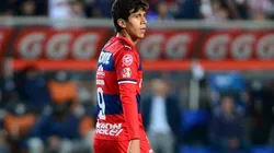 La regla que favorece a Chivas e impide que Macías se marche