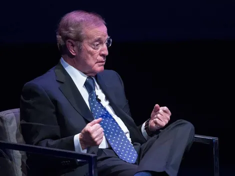 José Ramón Fernández llega a Récord con una columna de Chicharito