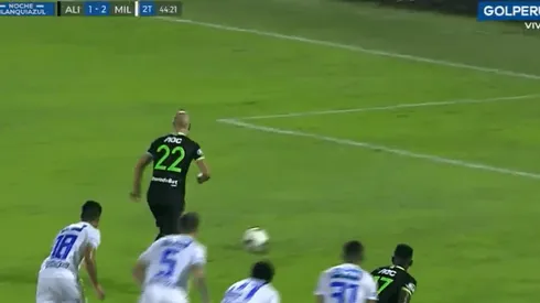 Rodríguez se falló un penal en la Noche Blanquiazul.