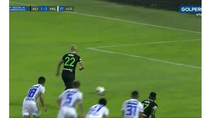 Rodríguez se falló un penal en la Noche Blanquiazul.