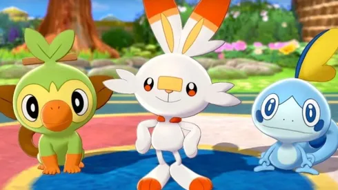 Artista rediseña los Pokémon Iniciales de Galar como si fueran de diferente tipo