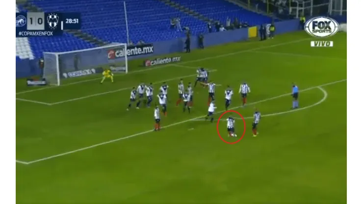Miguel Layún, de tiro libre, empató el partido ante Celaya