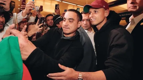 ¡Video! Una multitud recibió a Chicharito en Los Angeles