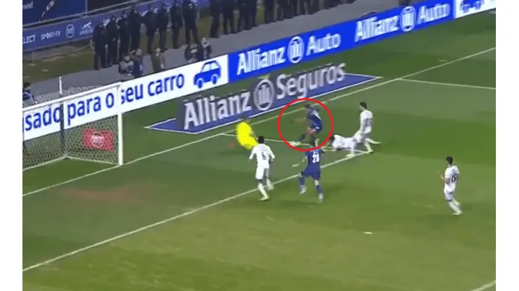 ¡Una más y van! La asistencia de Tecatito en Porto