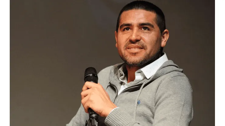 La nueva acción de Riquelme para estar cada vez más cerca del plantel de Boca
