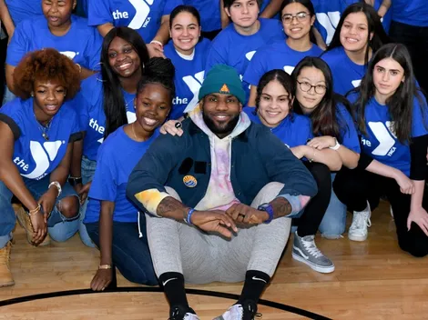 El increíble regalo de LeBron James a decenas de niños de bajos recursos