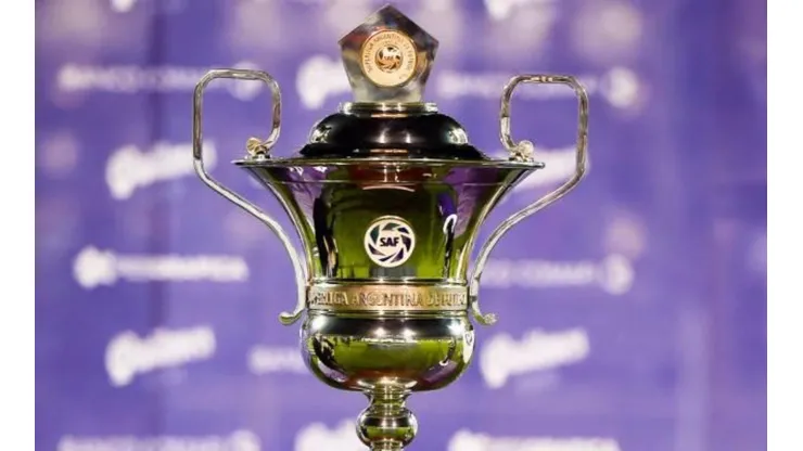 Solo en la Superliga: no arrancaron los partidos, pero ya renunció un DT