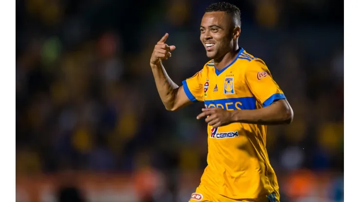Alerta en Tigres: Gremio quiere repatriar a Rafael Carioca