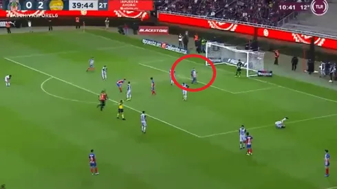 Espontáneo ingresó en el Akron y pidió que le enviaran un centro