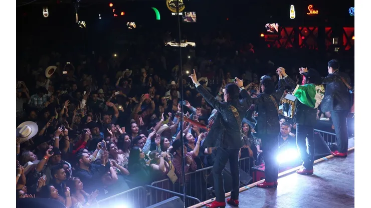 Histórico, los Tigres del Norte participarán del Super Bowl