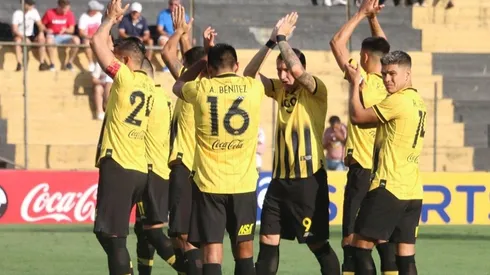 Papelón: Guaraní podría quedarse sin DT por anotar mal a un jugador para la Libertadores