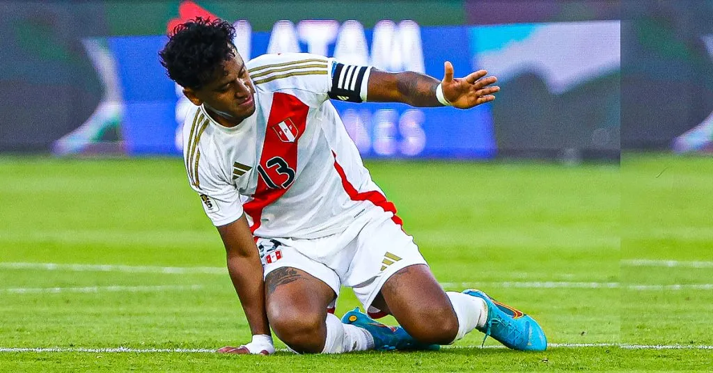 Perú Uruguay Renato Tapia