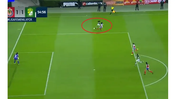 ¡Dónde la puso! El golazo de García para León en el Femenil