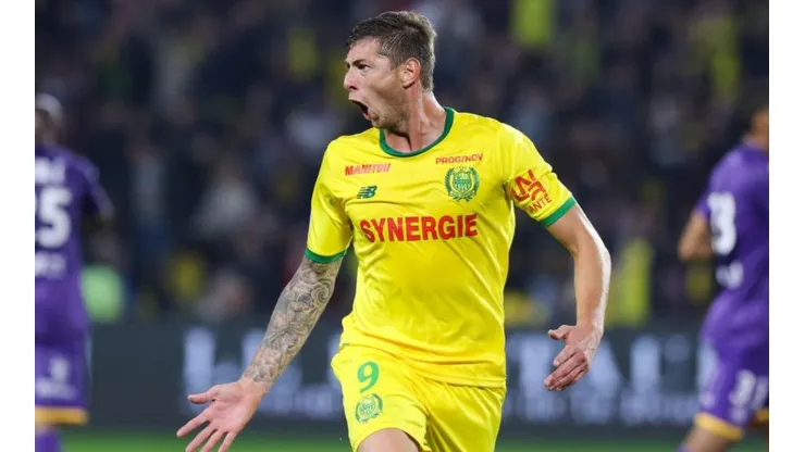 Nantes usará una camiseta albiceleste para homenajear a Emiliano Sala