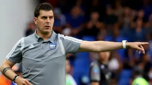 Ismael Rescalvo, entrenador de Emelec.