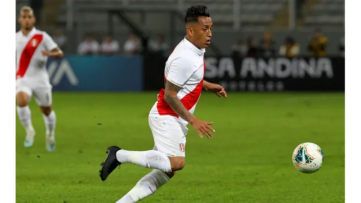 Cueva tiene una nueva oportunidad de aterrizar en la Superliga Argentina