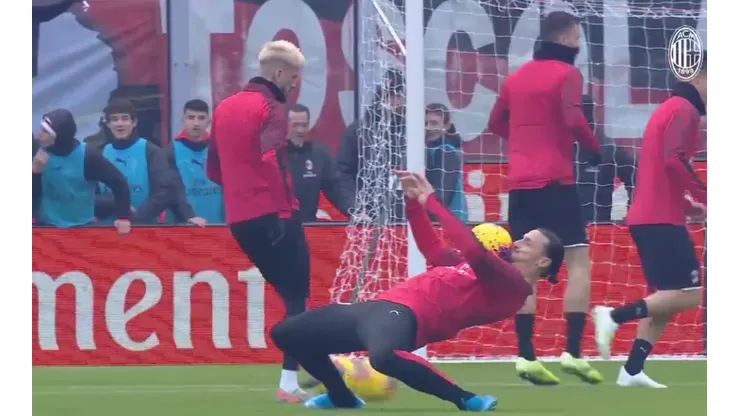 Está intacto: el video de Zlatan dominando la pelota que se hizo viral
