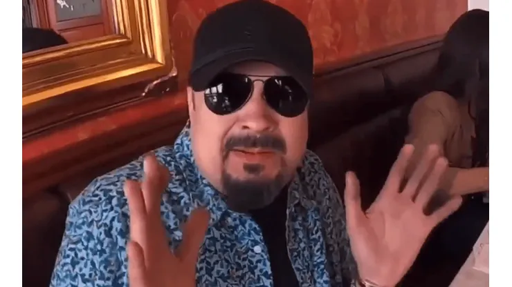 El polémico mensaje del cantante aficionado del América para Chivas