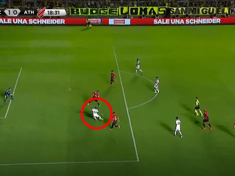 Sin pararla, Zárate la colocó y puso el 1 a 0 de Boca