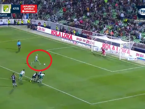 Lozano engañó a Cota y empató el juego de penal