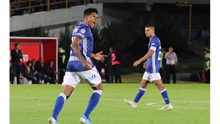 El festejo de José Guillermo Ortíz tras anotarle a América en la final del Torneo ESPN.