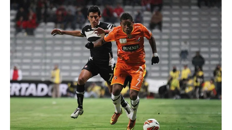 Michael Arroyo jugando para Barcelona.