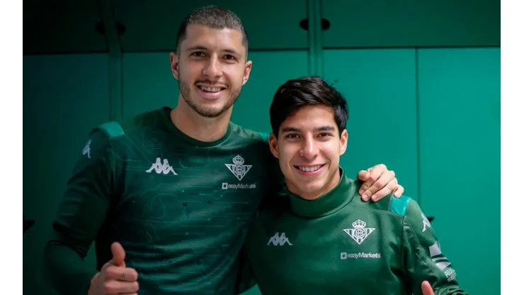 Guido Rodríguez y Diego Lainez en Real Betis