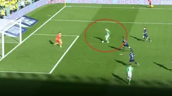 Guido Rodríguez desperdició una gran oportunidad para debutar con gol.