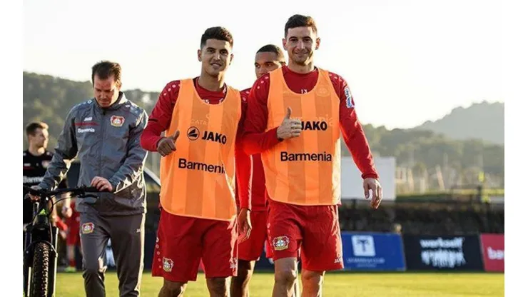 Inseparables: Alario metió fotón con Palacios en pleno entrenamiento