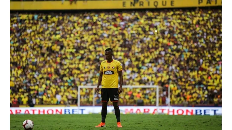 VER ONLINE Barcelona SC vs. Delfín por la Noche Amarilla
