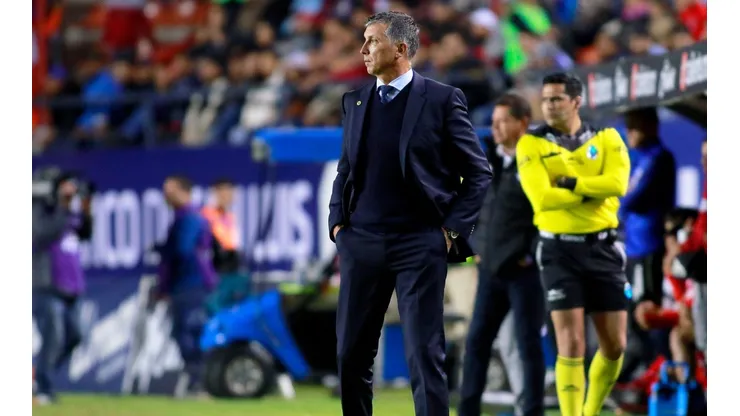 Robert Dante Siboldi pierda la confianza de la hinchada del Cruz Azul.