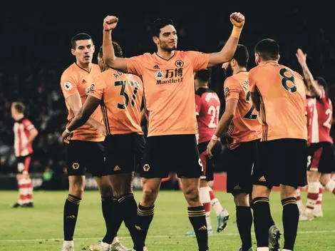 Raúl Jiménez hace historia en Inglaterra