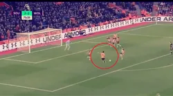 Raúl Jiménez no para: ahora, anotó el 3-2 para que su equipo lo de vuelta.