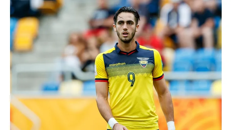 Leonardo Campana con la Selección Ecuador.