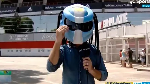 Cortese arrancó hablando de River y terminó disfrazado de alien