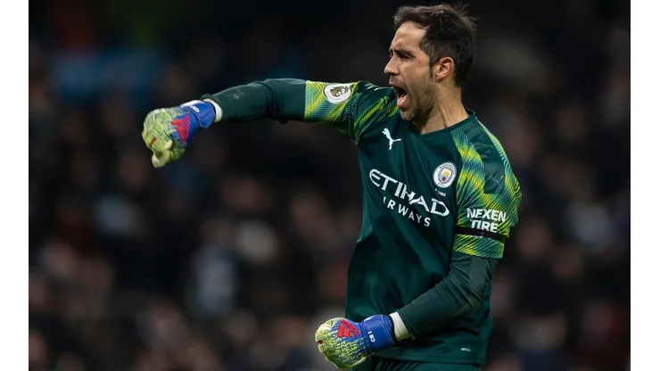 ¿Claudio Bravo a Monterrey?