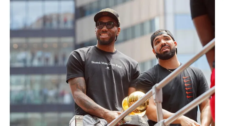 Revelado: Kawhi Leonard traicionó a Drake para irse a Los Ángeles