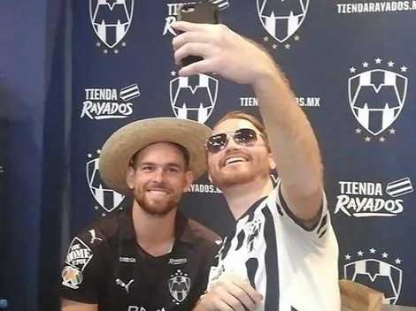 ¡No lo podía creer! Vincent Janssen se topa con su doble en Monterrey