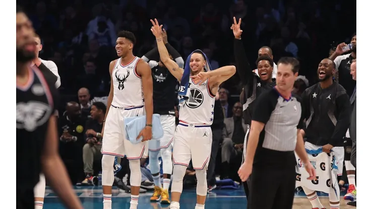 Ojo Warriors: Giannis Antetokounmpo reveló lo que le dijo Stephen Curry