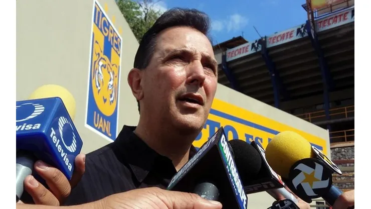 Garza desmintió que Tigres haya entorpecido el traspaso de Loba a Rayados